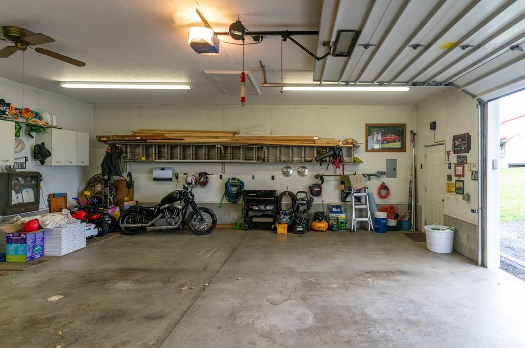 20 Buffalo Rd, Washington PA 15301-9339 exterior