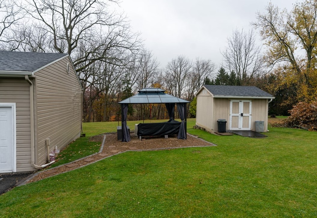 20 Buffalo Rd, Washington PA 15301-9339 exterior