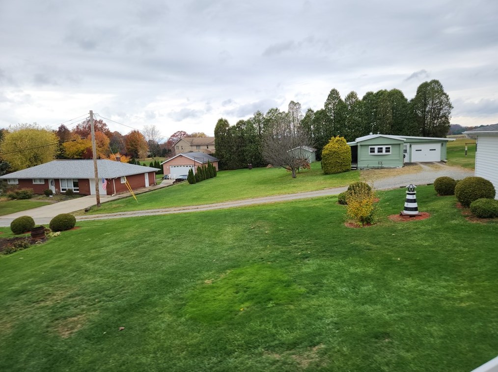 955 Old State Route 66, Greensburg PA  15601-8804 exterior