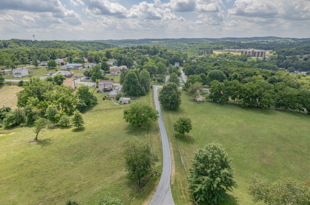 8542 State Route 819, Greensburg PA  15601-7534 exterior