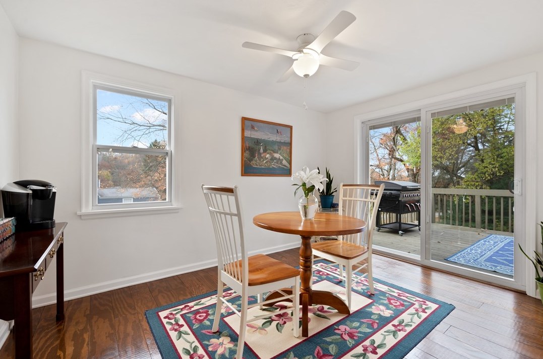 4065 Lee Manor Dr, Allison Park PA  15101-3126 exterior