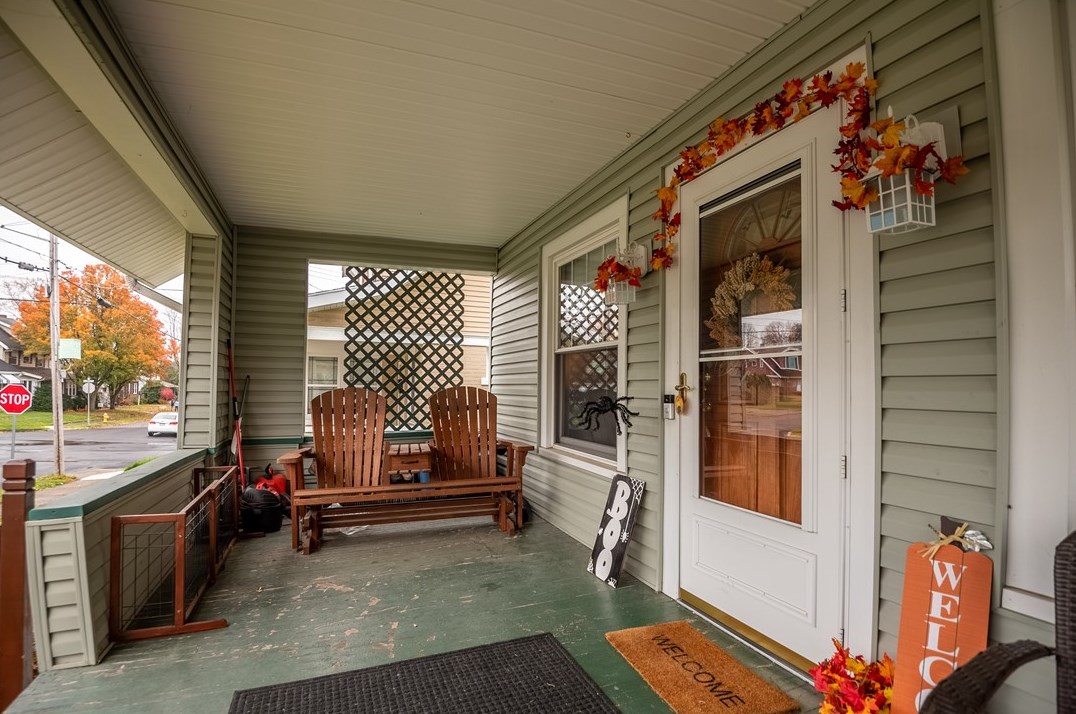 160 White Ave, Hermitage, PA 16146