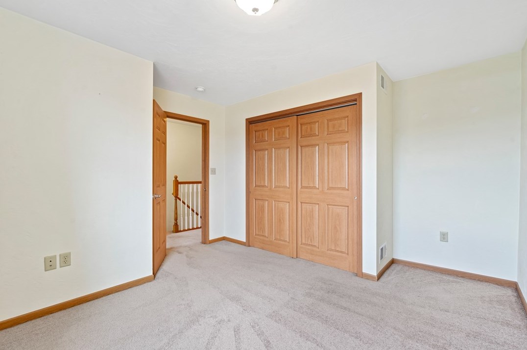 911 2nd St, Jeannette PA  15644-1406 exterior