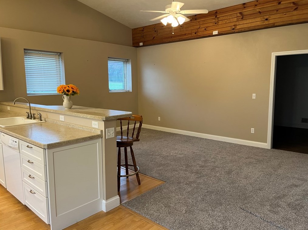 501 Dinnerbell Rd, Butler PA  16002-7719 exterior