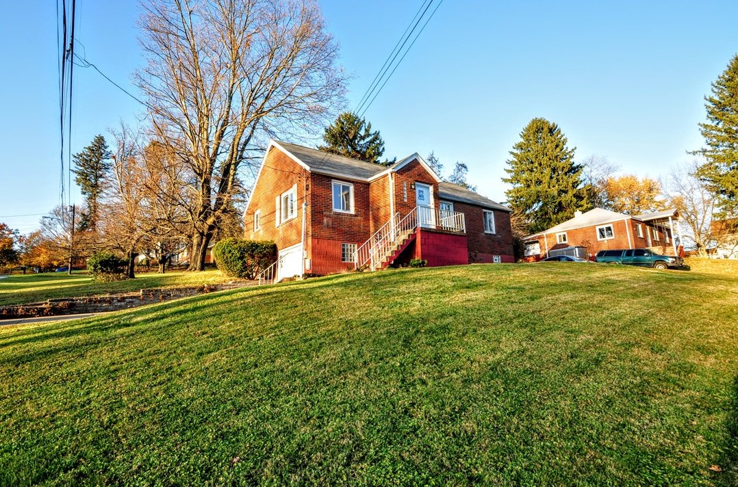 403 Hulton Rd, Verona, PA 15147
