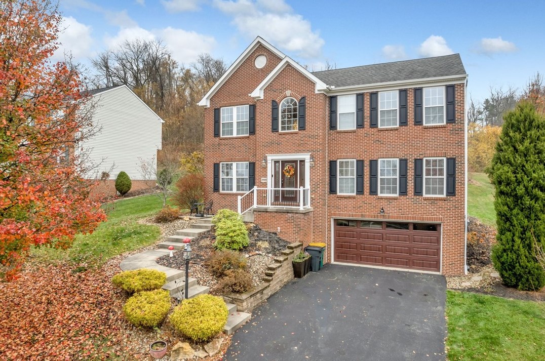 2026 Meadowridge Dr North, Washington, PA 15301