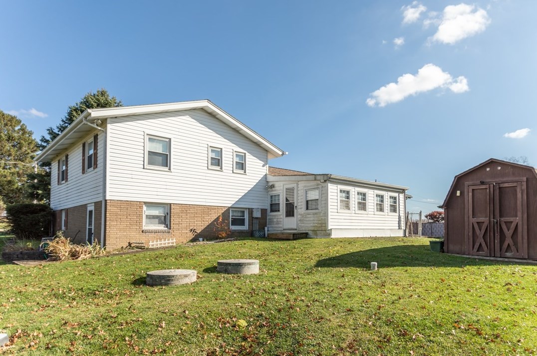117 Cemetery Rd, Vanderbilt, PA 15486