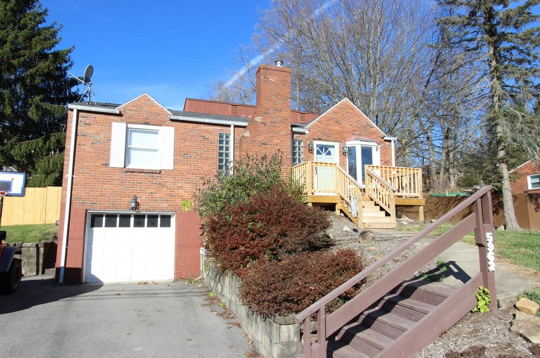 5962 Wallace Ave, Bethel Park, PA 15102-3458