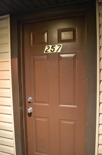 257 Ruth Alley, Springdale, PA 15144