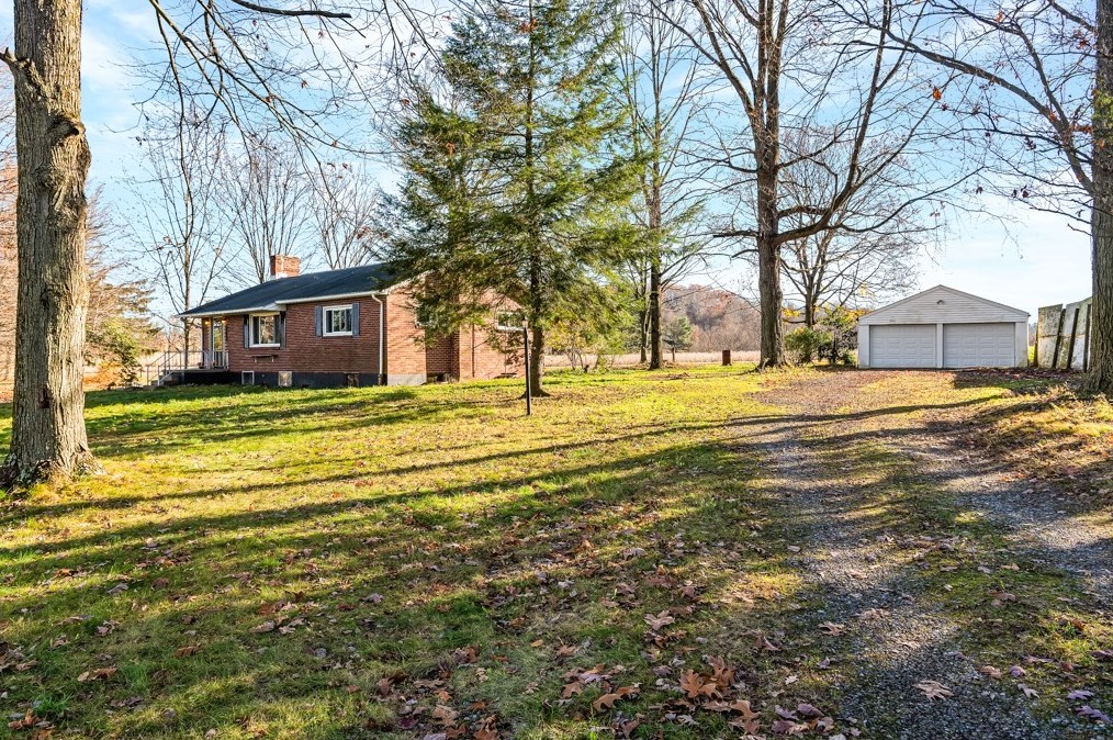 513 Sheldon Rd, Valencia, PA 16059-1823