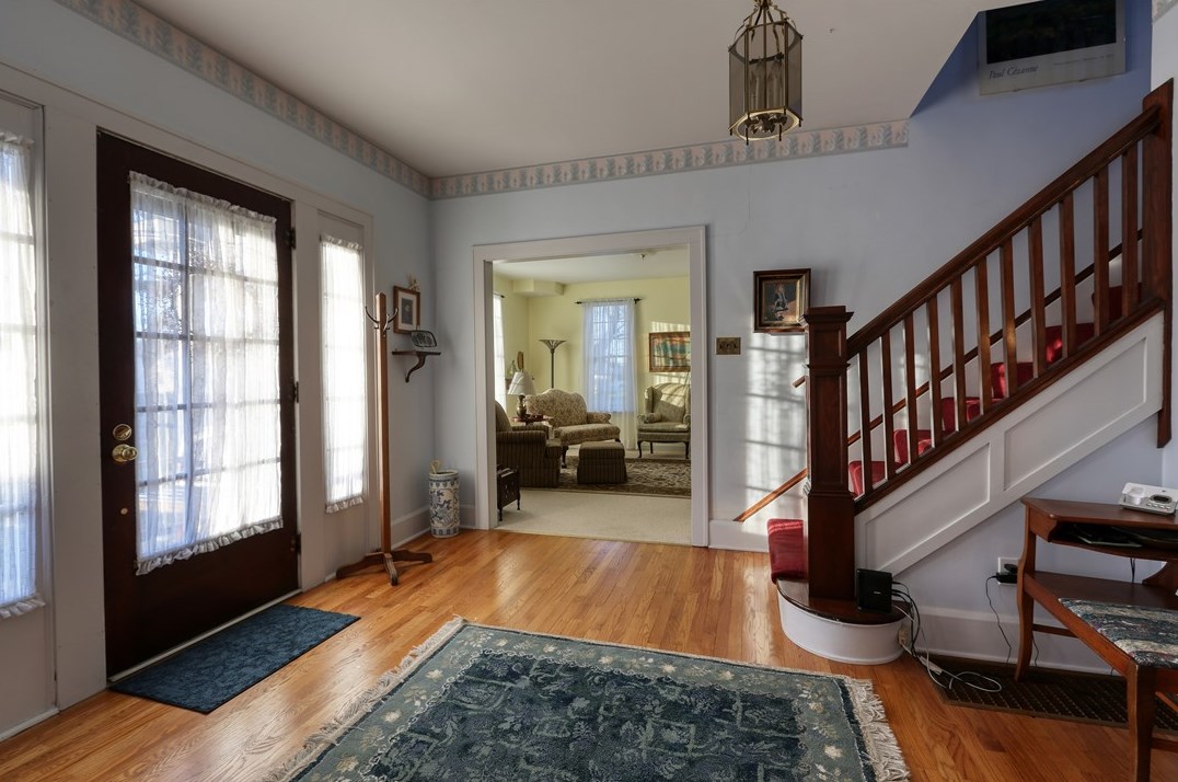 122 Samuel St, Beaver Falls, PA 15010
