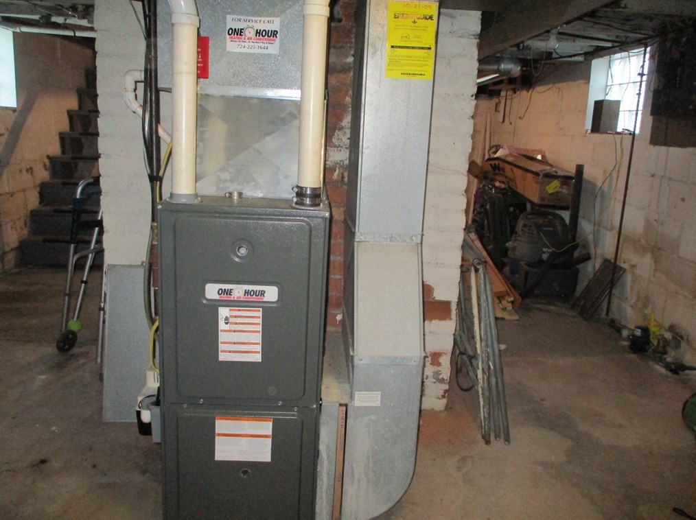 51 Harding Ave, Washington PA  15301-5135 exterior