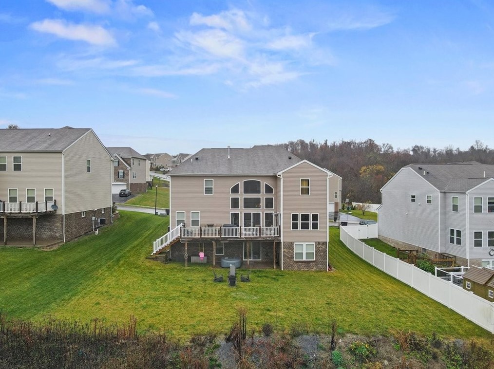 1350 Sandstone Dr South, Mc Donald, PA 15057