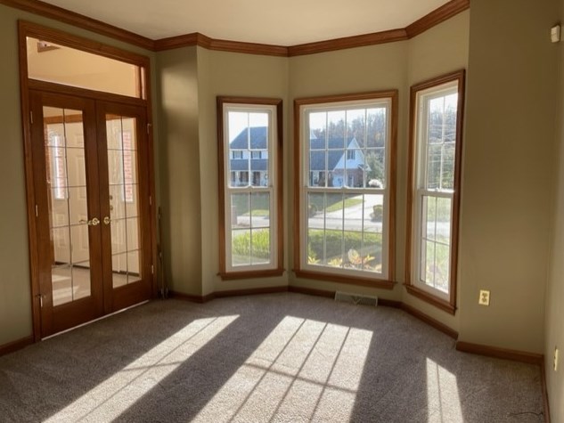1116 Chaucer Dr, Greensburg PA  15601-9046 exterior