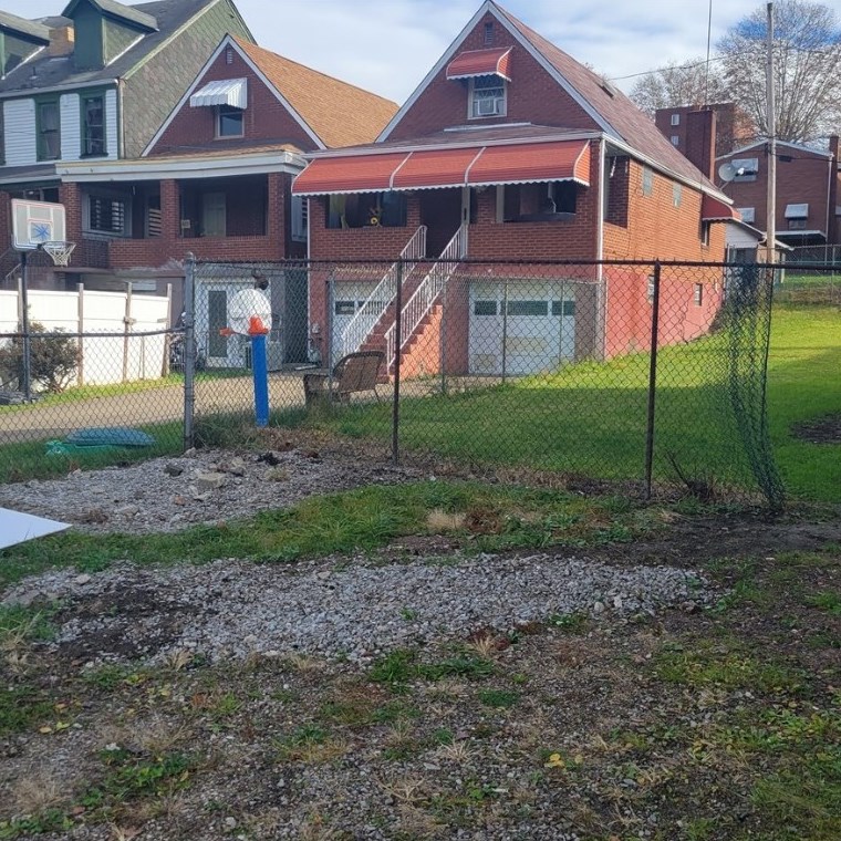 821 Monongahela Ave, Glassport, PA 15045