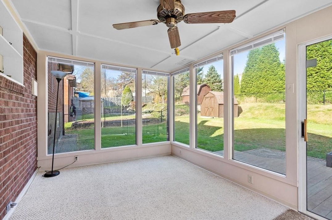 14135 Torie Dr, North Huntingdon PA 15642-5101 exterior