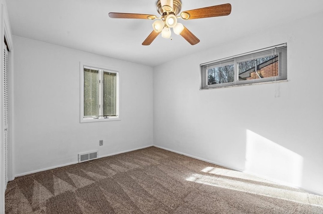 14135 Torie Dr, North Huntingdon PA 15642-5101 exterior