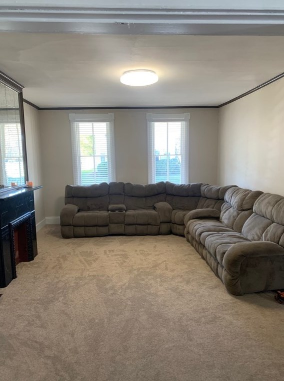 149 N 6th St, South Connellsville, PA 15425
