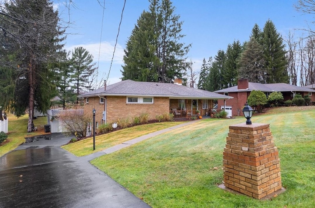 271 Franklin Ter, Washington, PA 15301-5805
