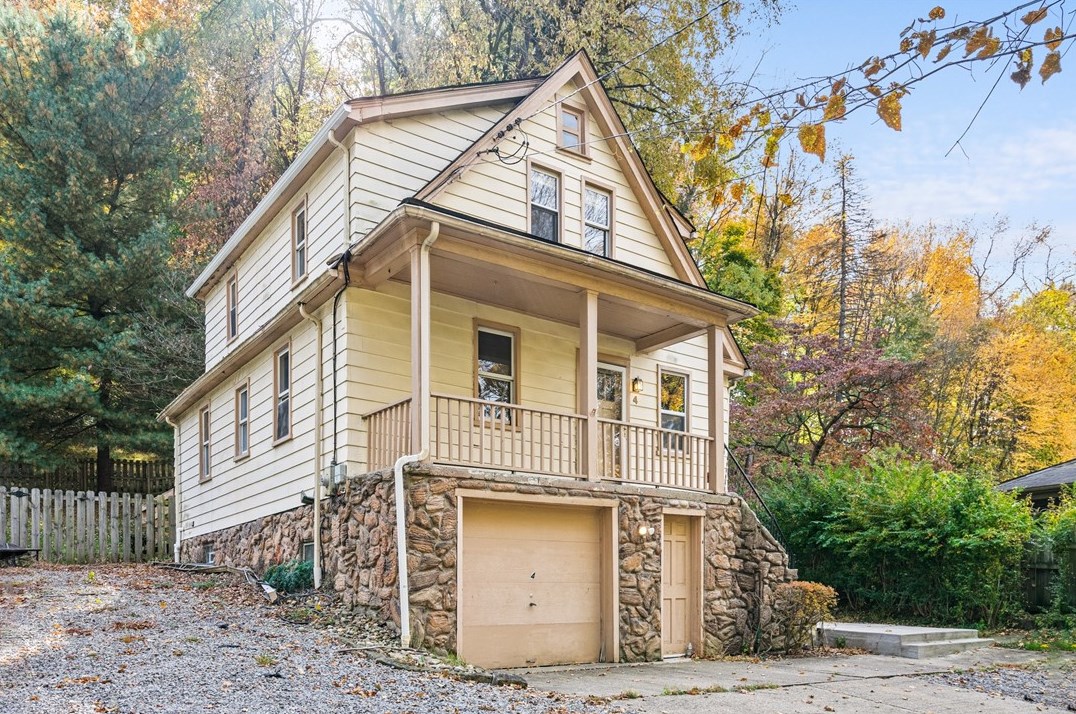 4 Quarry Rd, Sewickley, PA 15143