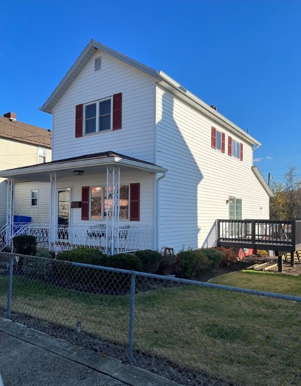 623 1st St, North Charleroi, PA 15022