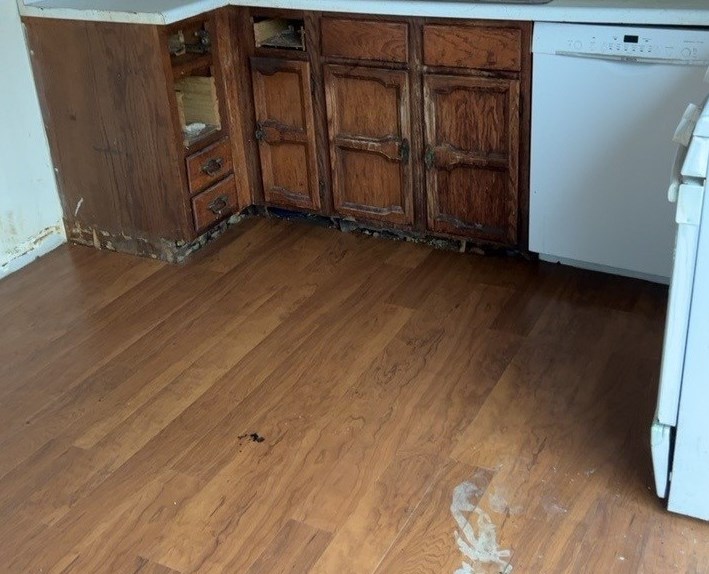 1608 Oneida Valley Rd, Chicora, PA 16025-4118