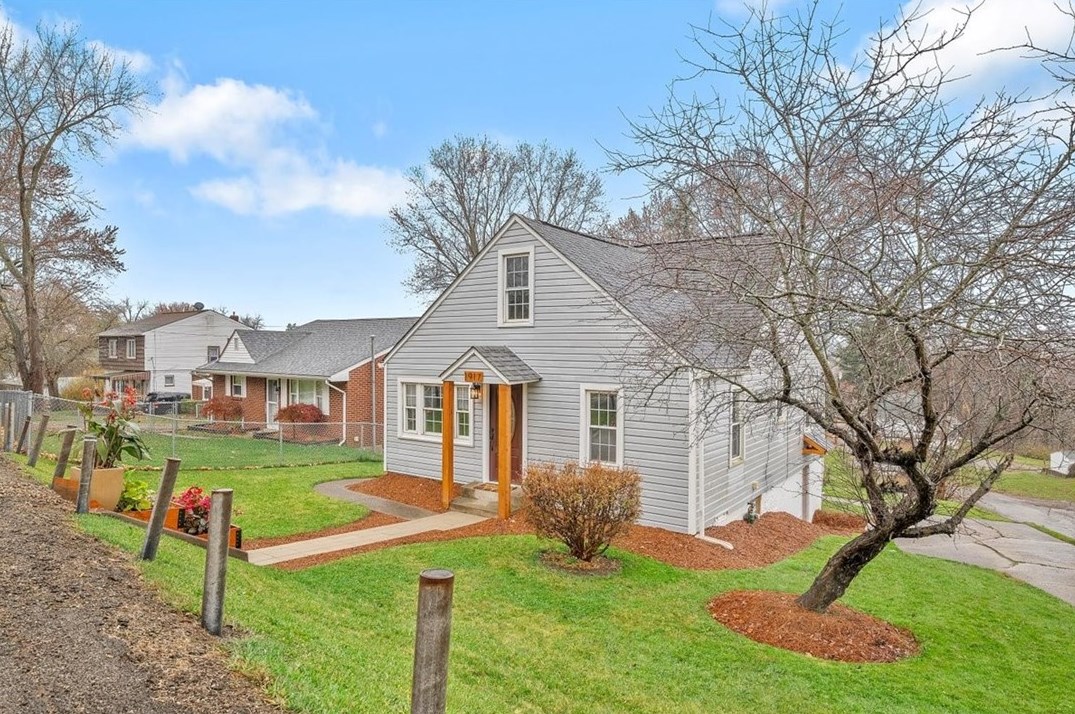 1917 7th St, New Kensington, PA 15068