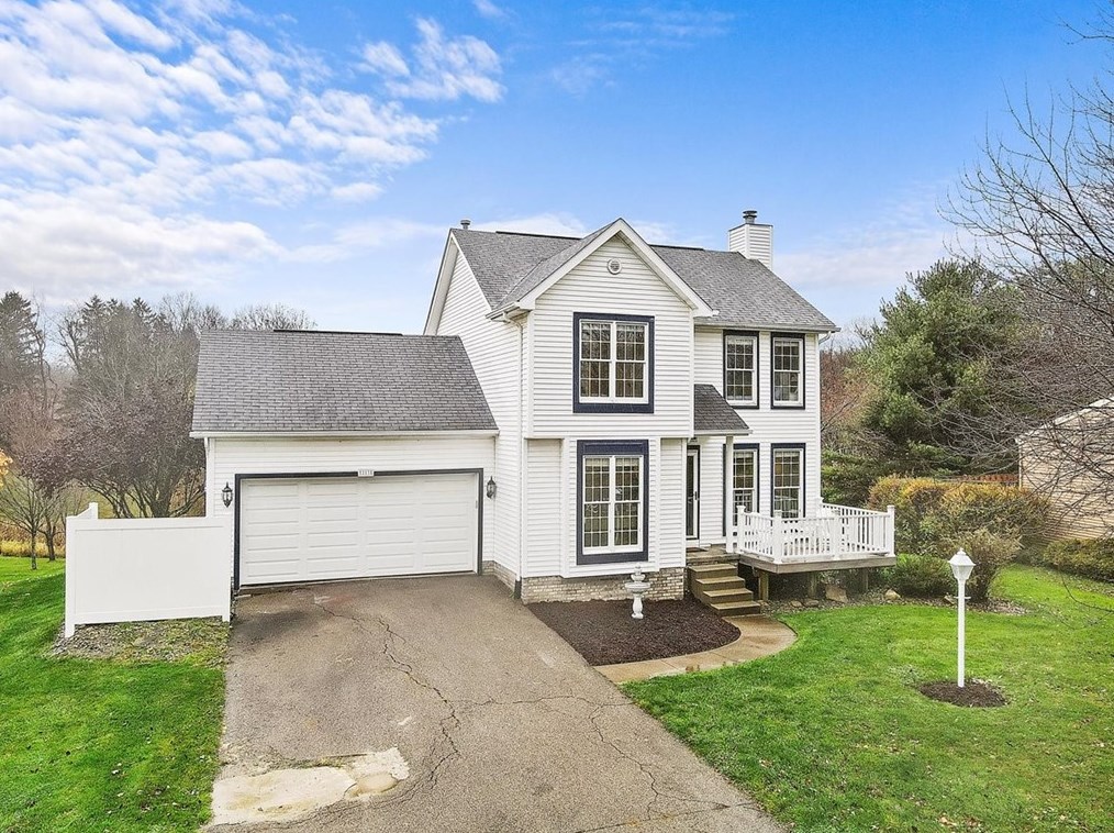 213 Lawrence Ct, Gibsonia, PA 15044