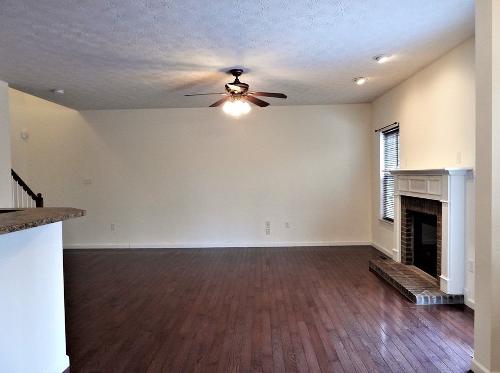 274 Maple Ridge Dr, Canonsburg, PA 15317