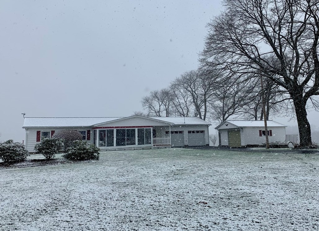 211 Snow Hill Rd, Chicora, PA 16025-5013