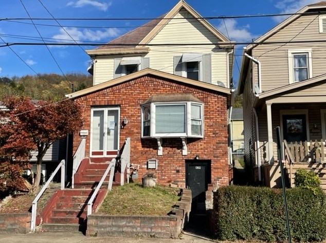 829 Indiana Ave, Glassport, PA 15045
