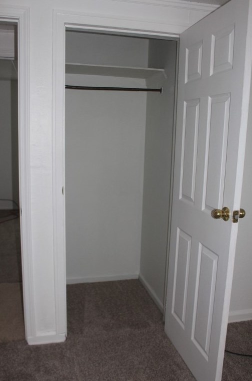 1810 Windover Ave, Ellwood City PA  16117-3445 exterior