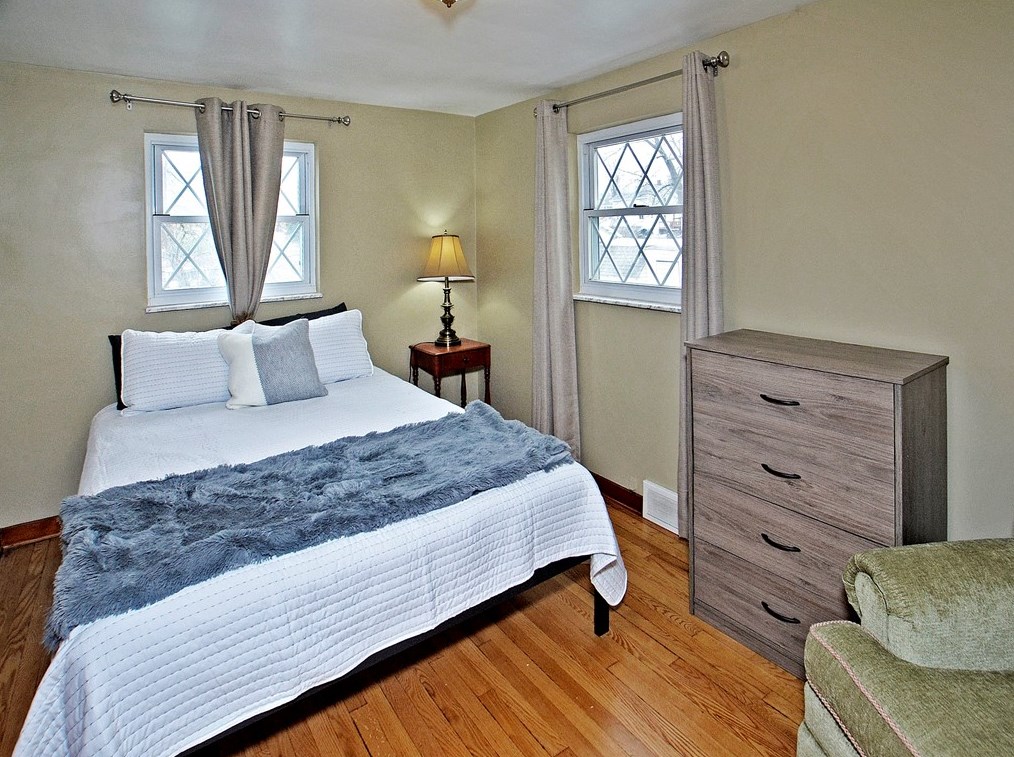 209 Willow Dr, Monroeville PA  15146-4552 exterior