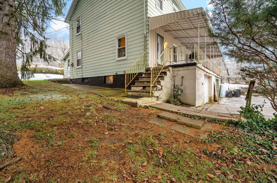 8 Wabash Ave South, Morgan, PA 15064