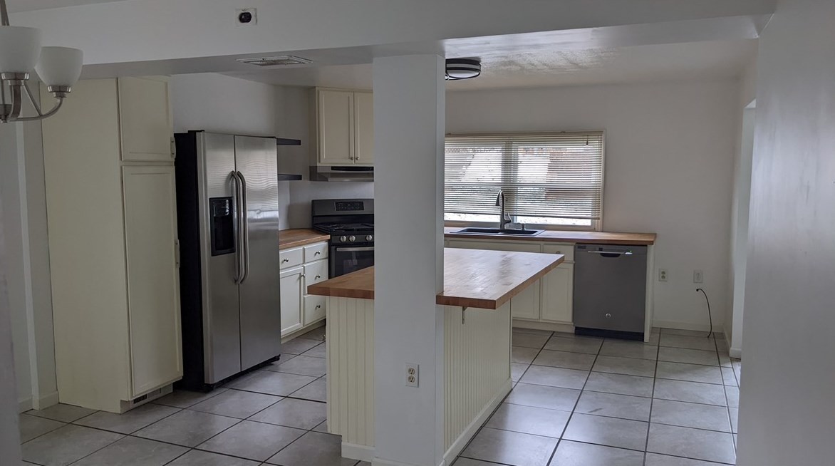 1327 Liberty St, Bridgeville, PA 15017