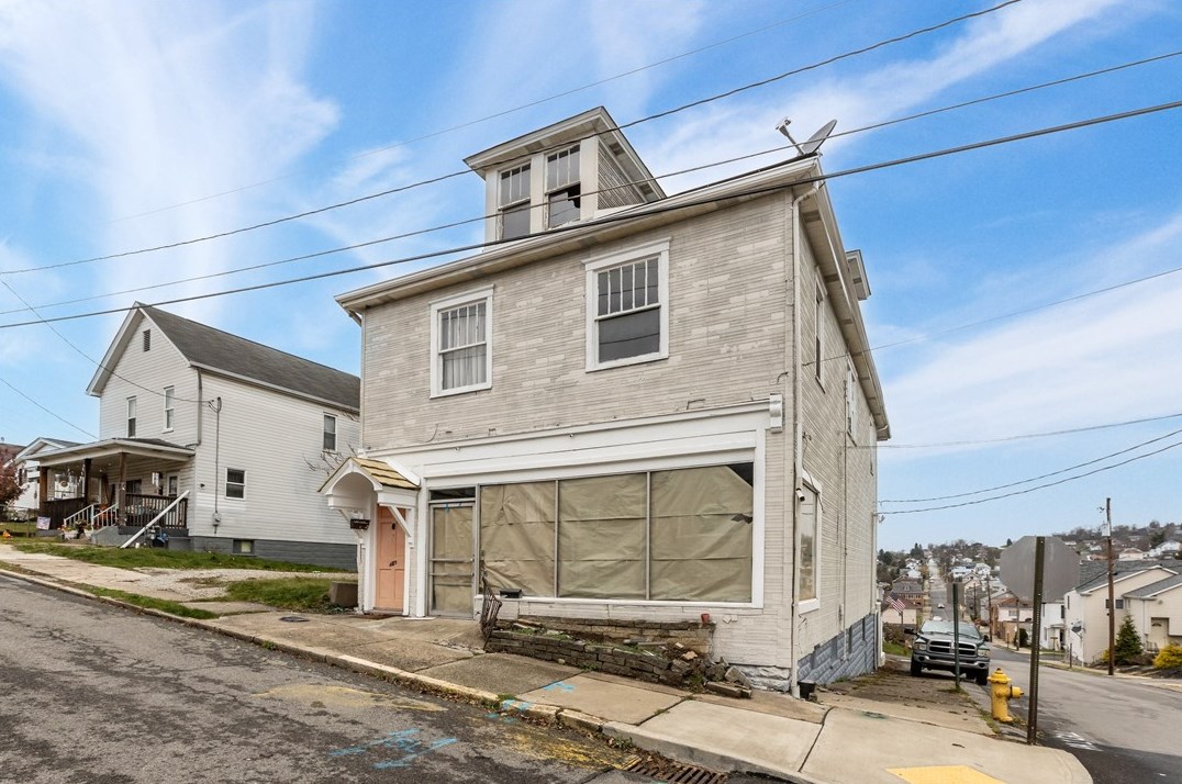 439 Chartiers Ave, Canonsburg, PA 15317