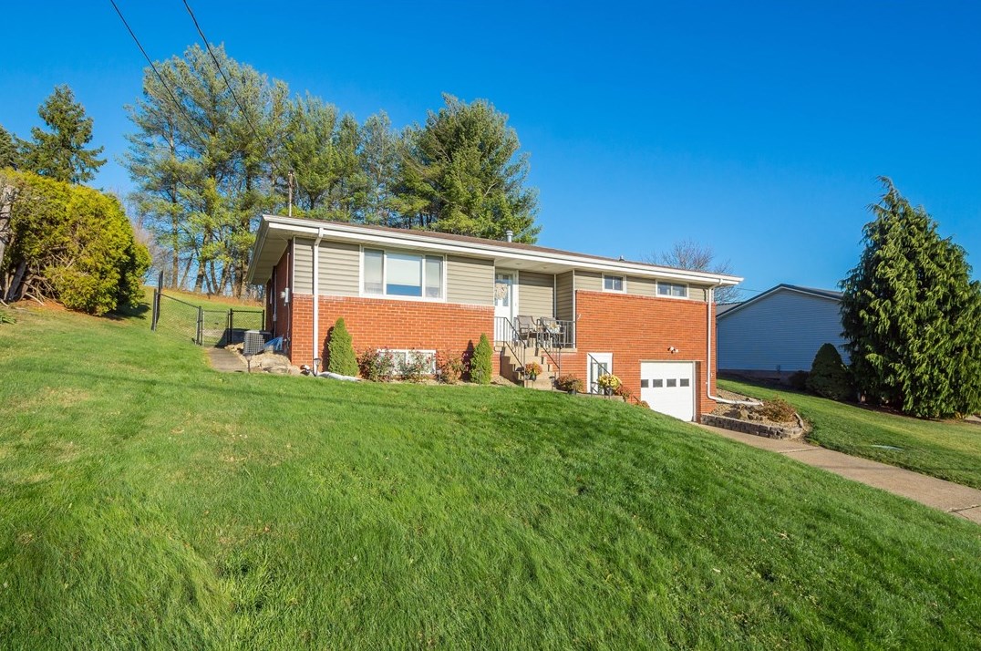 128 Shirley Ann Dr, Washington, PA 15301-1214