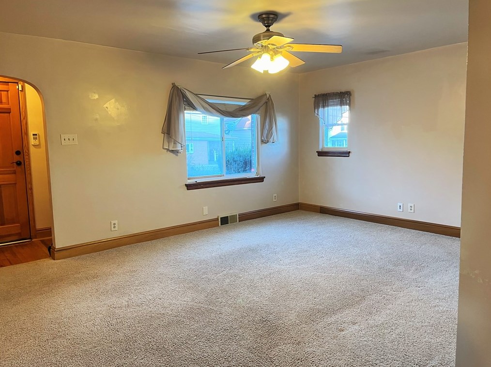 306 E Church Ave, Grays Landing, PA 15461
