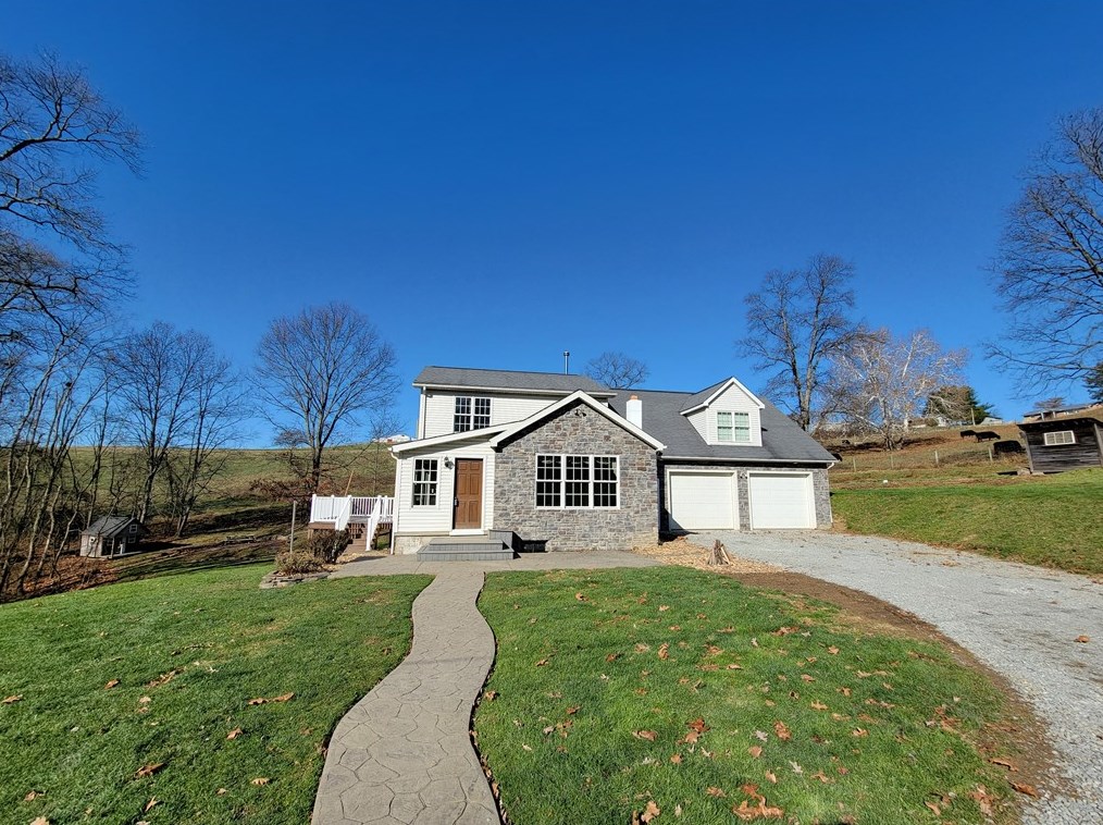 501 Cedar Grove Rd, Rea, PA 15312-2234