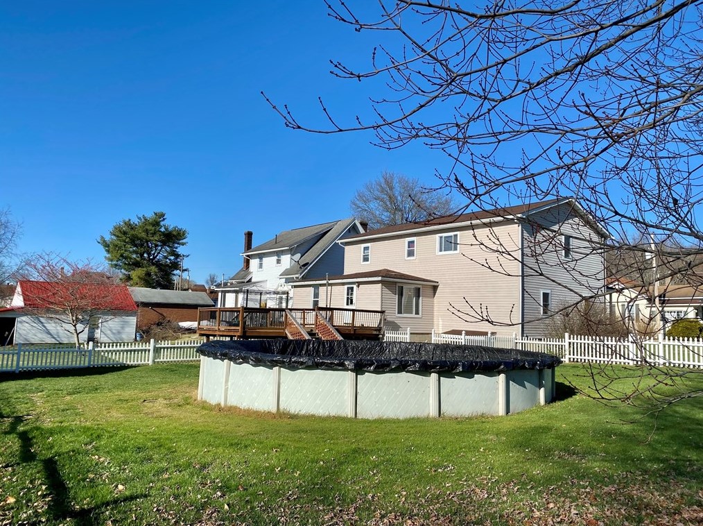 152 Bayard Ave, Rices Landing, PA 15357-2107