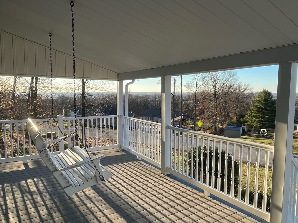 101 Greenbrier Dr, Fairchance, PA 15436
