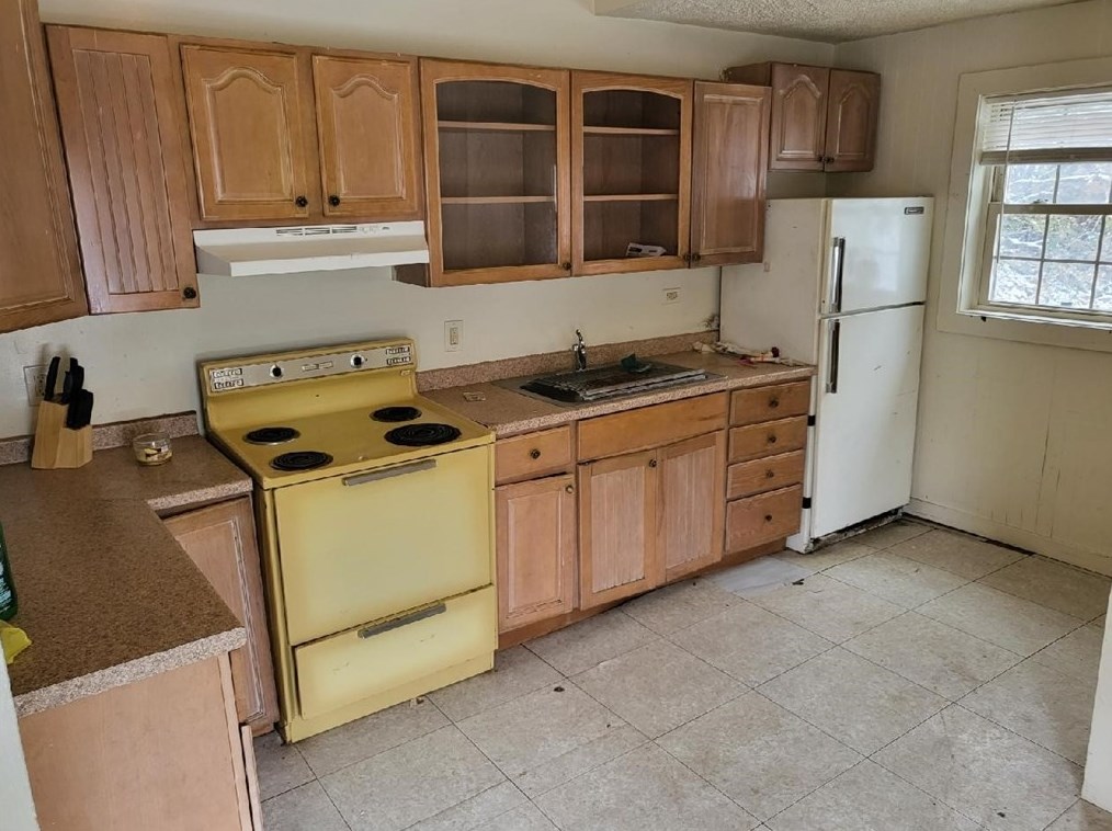 240 2nd Ave, Hermitage, PA 16146