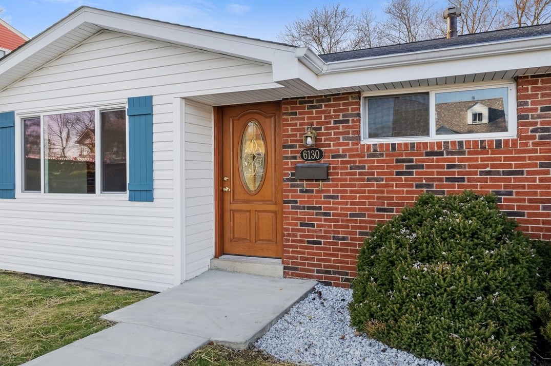 6130 Murray Ave, Bethel Park, PA 15102-3454