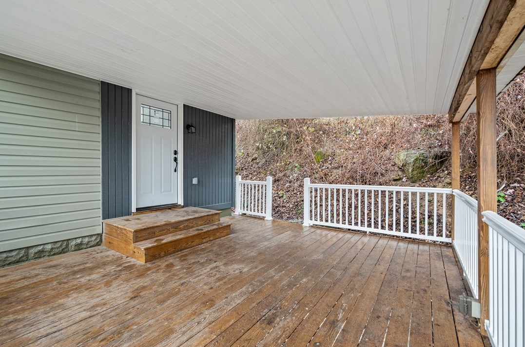 134 Harrison Ave, Butler, PA 16001-2058