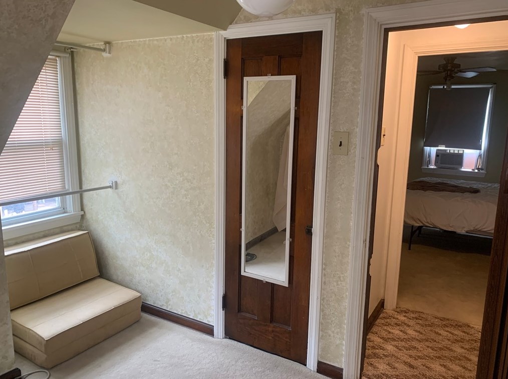 110 James St, North Versailles PA 15137-2021 exterior