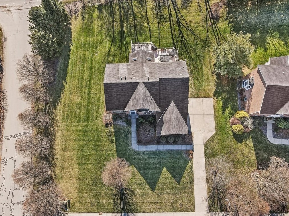 101 Scenic Ridge Dr, Venetia, PA 15367-2341