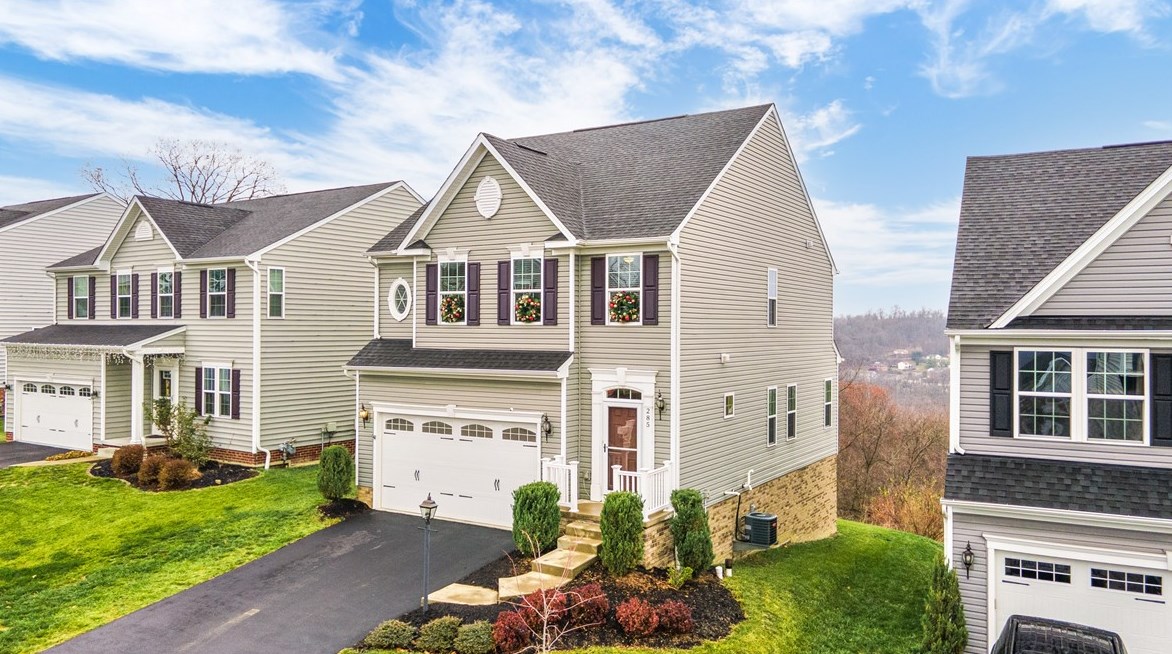 285 Sunrise Dr, Collier Township, PA 15106-6502