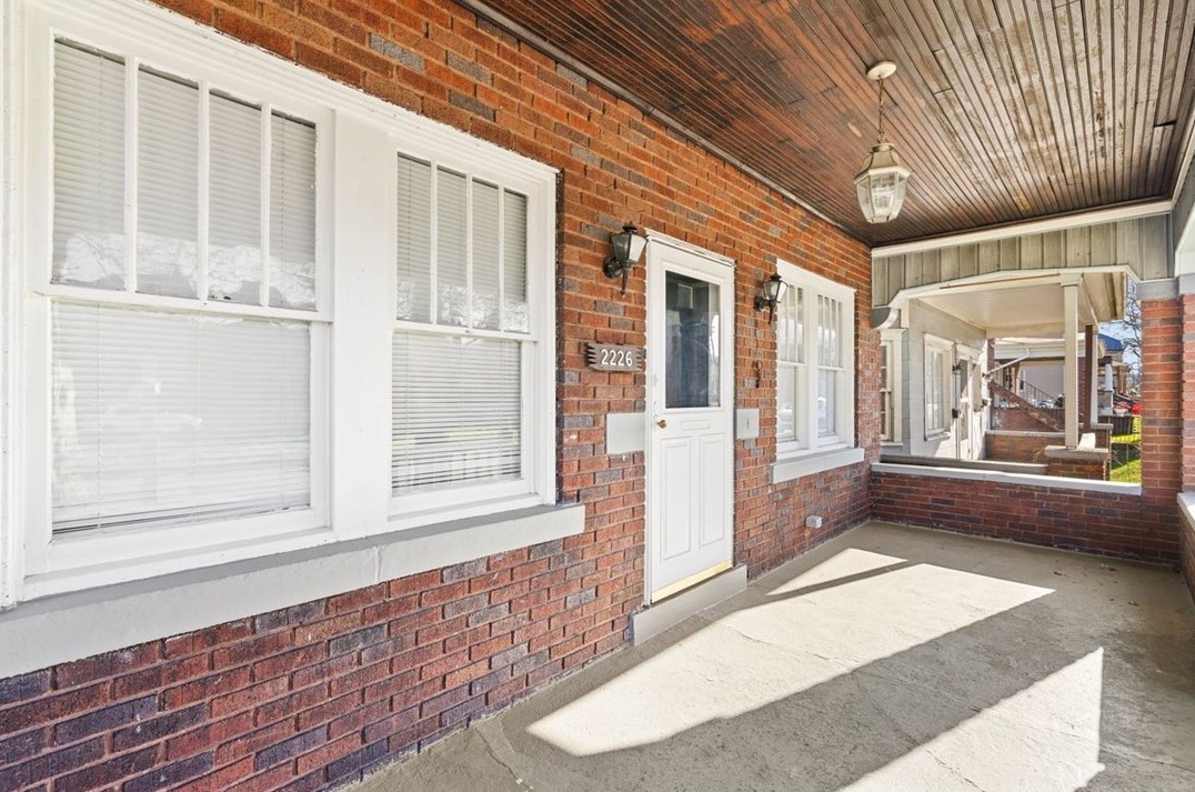 2226 7th Ave, Beaver Falls, PA 15010