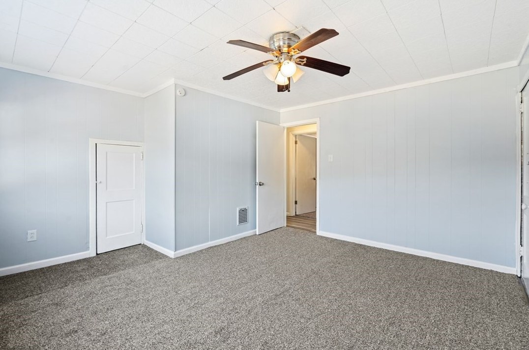 2226 7th Ave, Beaver Falls PA  15010-3717 exterior