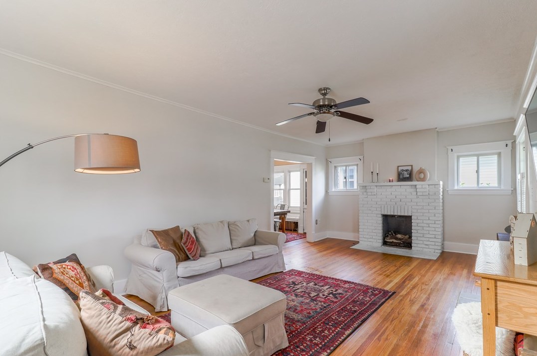 415 18th Ave, Beaver Falls, PA 15010